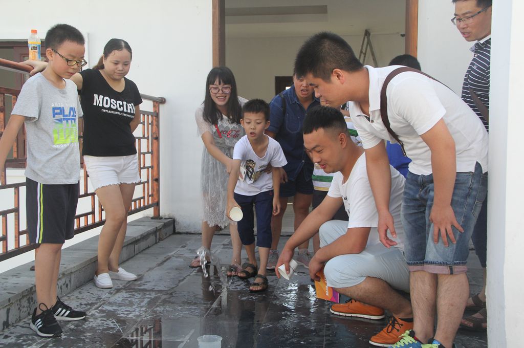 µ¹Ë®ÓÎÏ· µ¹Ë®ÓÎÏ·