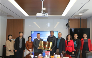 У����������칲Ӯ